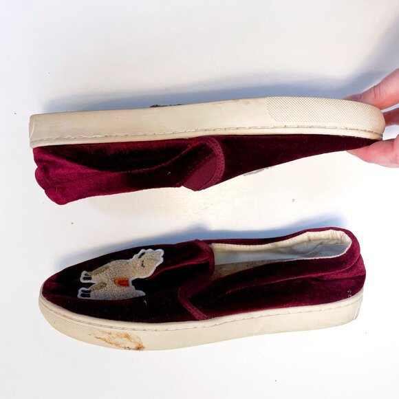 Soludos Red Velvet Llama Sneakers, Size 9 - Picture 4 of 8